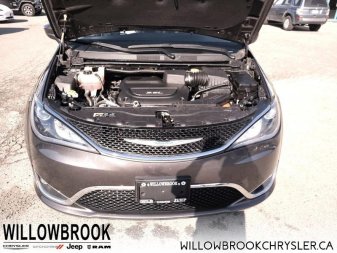 CHRYSLER Pacifica Touring-L Plus 2C4RC1EG8HR756560 148125