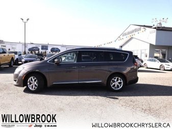 CHRYSLER Pacifica Touring-L Plus 2C4RC1EG8HR756560 148199