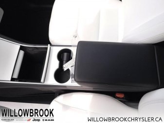 TESLA Model Y Long Range 5YJYGDEE8MF089222 148321