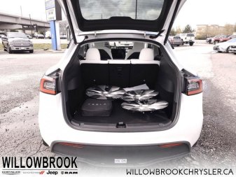 TESLA Model Y Long Range 5YJYGDEE8MF089222 148325