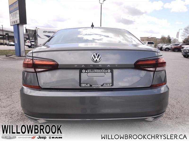 VOLKSWAGEN Passat Highline 1VWBA7A30MC007572 148417