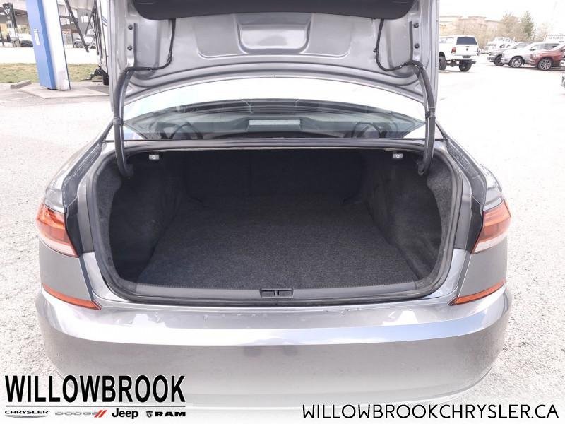 VOLKSWAGEN Passat Highline 1VWBA7A30MC007572 148418