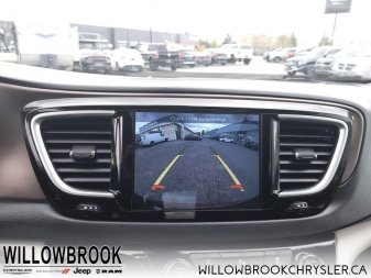 CHRYSLER Pacifica Touring-L Plus 2C4RC1EG0HR756567 148655