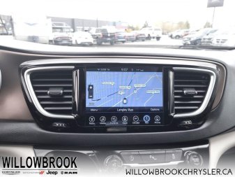 CHRYSLER Pacifica Touring-L Plus 2C4RC1EG0HR756567 148656