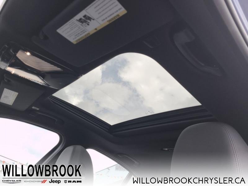 BMW 3 Series 330i xDrive Sedan  - Low Mileage 3MW5R7J08L8B38430 148680