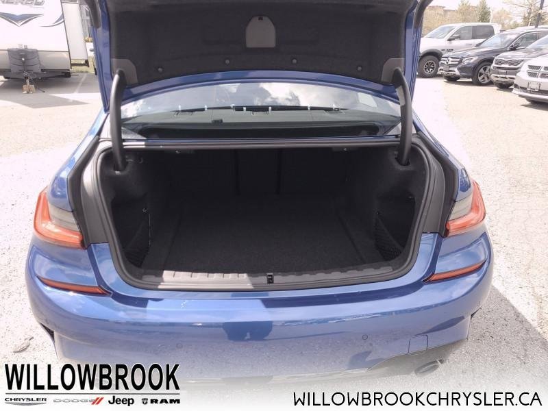 BMW 3 Series 330i xDrive Sedan  - Low Mileage 3MW5R7J08L8B38430 148683