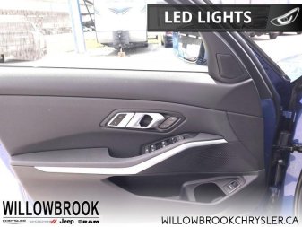 BMW 3 Series 330i xDrive Sedan  - Low Mileage 3MW5R7J08L8B38430 148671