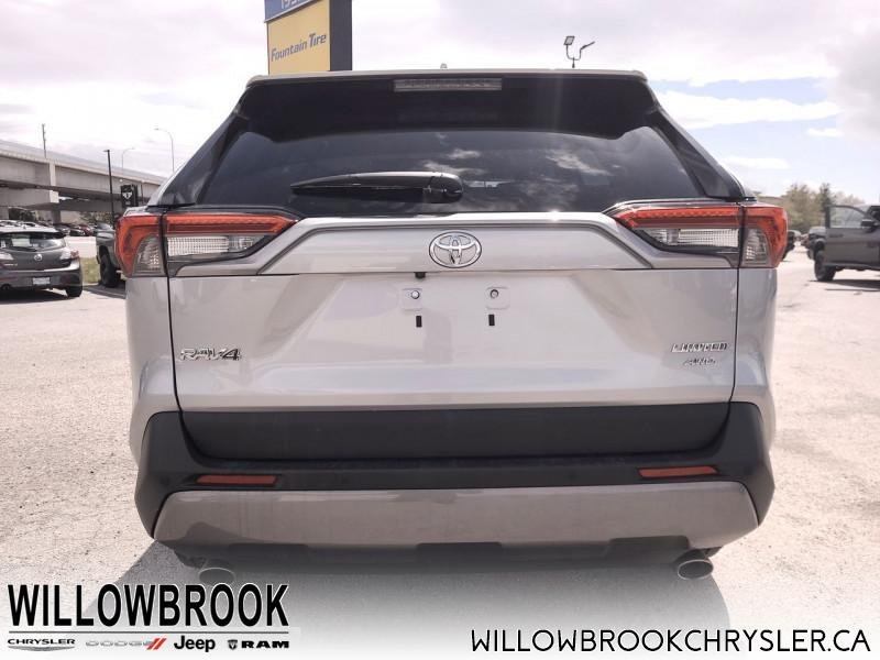 TOYOTA RAV4 Limited  - Low Mileage 2T3D1RFV9MC158586 148915