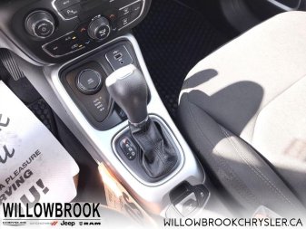 JEEP Compass Sport 3C4NJDAB5LT251257 150281