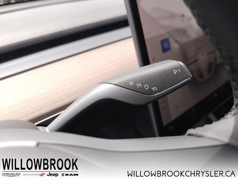 TESLA Model Y Long Range AWD  - Low Mileage 7SAYGAEE7NF312093 149783