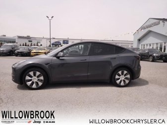 TESLA Model Y Long Range AWD  - Low Mileage 7SAYGAEE7NF312093 149772