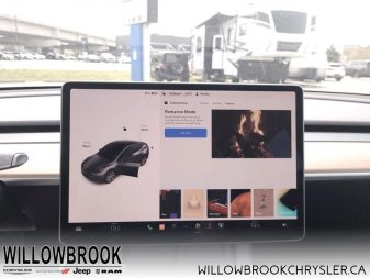 TESLA Model Y Long Range AWD  - Low Mileage 7SAYGAEE7NF312093 149779