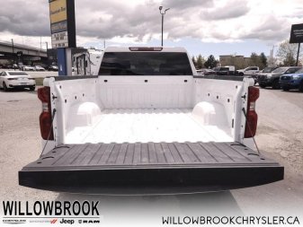 CHEVROLET Silverado 1500 LT 1GCUYDET3MZ315865 149010