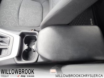 TOYOTA RAV4 LE AWD 2T3B1RFV9MW186636 149948