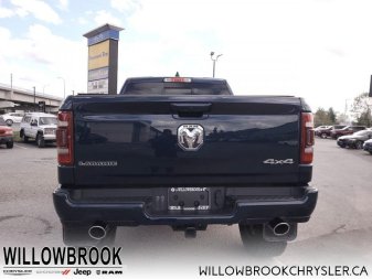 RAM 1500 Laramie 1C6SRFJT0NN107853 149442