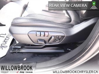 BMW X2 xDrive 28i WBXYJ5C33JEF69213 150329