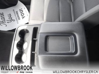 CHEVROLET Silverado 1500 LT 3GCUKRERXJG390139 149879