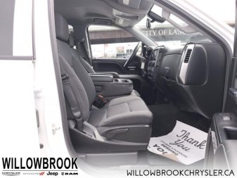 CHEVROLET Silverado 1500 LT 3GCUKRERXJG390139 149883