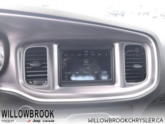 DODGE Charger SXT 2C3CDXBG8KH513942 150235