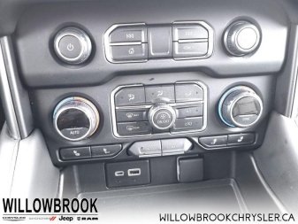 CHEVROLET Tahoe  1GNSKPKD0MR231386 149693