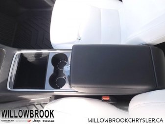 TESLA Model Y Long Range 5YJYGDEE8MF182497 150179