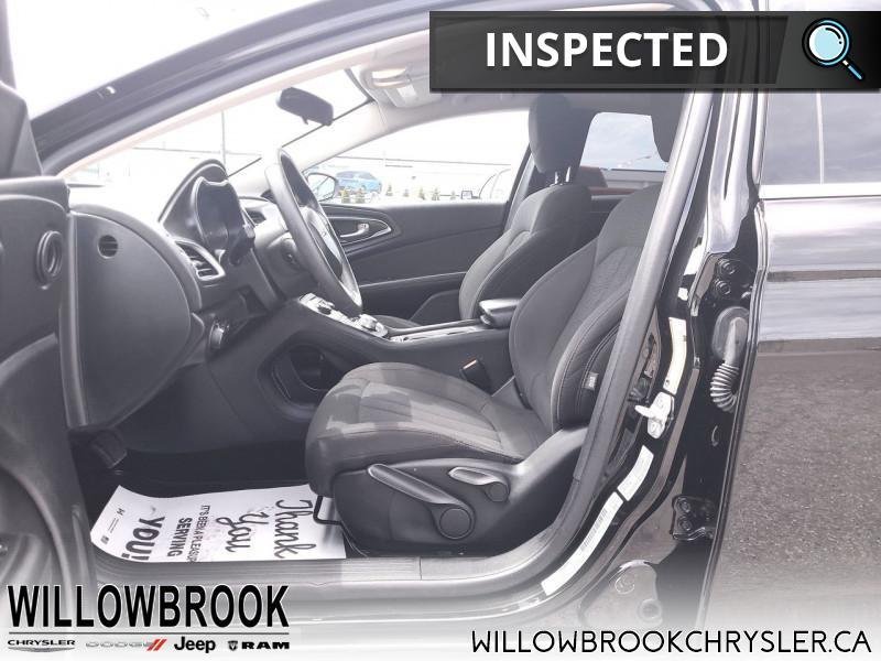 CHRYSLER 200 LX 1C3CCCFB6GN177300 150631