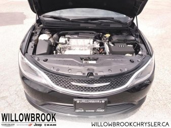 CHRYSLER 200 LX 1C3CCCFB6GN177300 150644