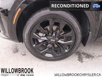 KIA Sorento SX w/Burgundy Leather 5XYRKDLF5MG056430 150826