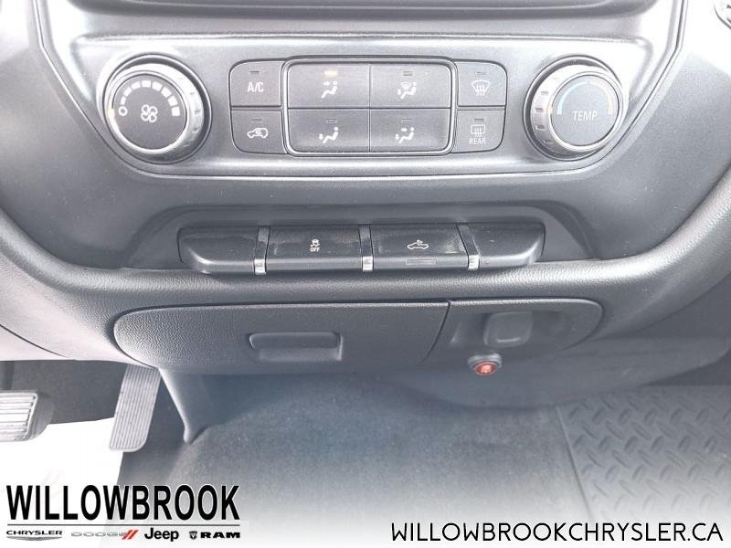 CHEVROLET Silverado 1500 Custom 3GCUKPEC8JG136266 150777