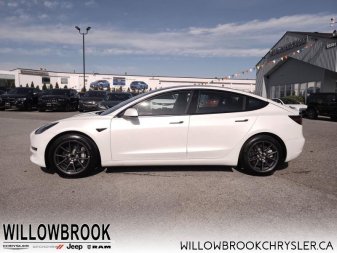 TESLA Model 3 Standard Range Plus  - Low Mileage 5YJ3E1EA9MF027937 150804