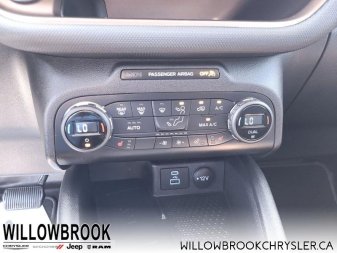 FORD Bronco Sport - Low Mileage 3FMCR9D93MRA44222 151010