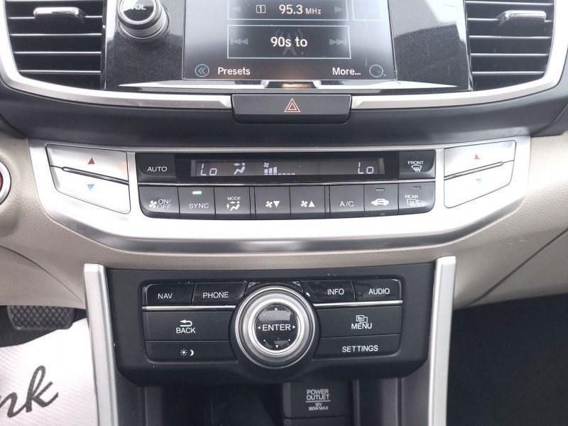 HONDA Accord Sedan Touring 1HGCR3F97FA801152 150912