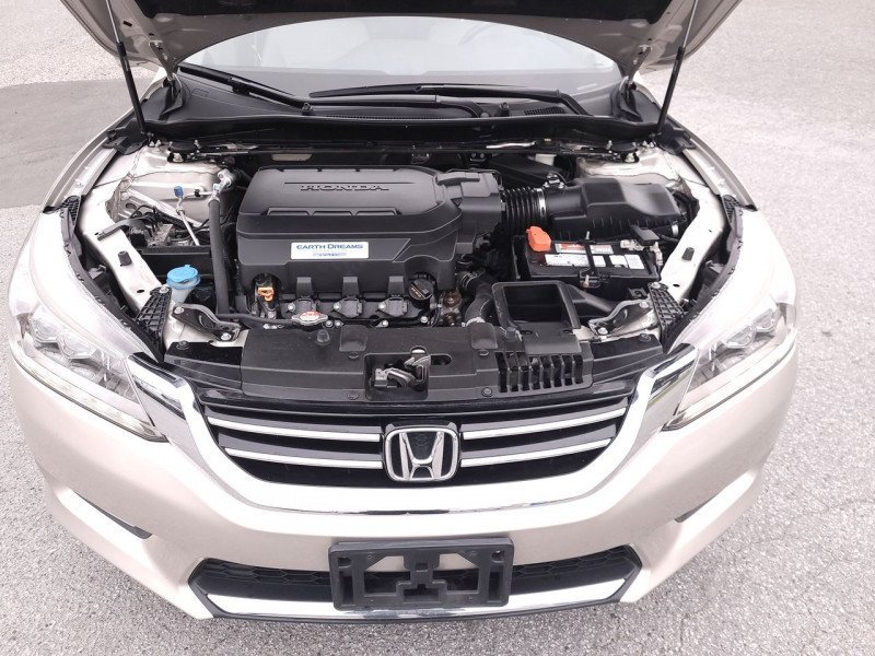 HONDA Accord Sedan Touring 1HGCR3F97FA801152 150920