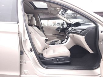 HONDA Accord Sedan Touring 1HGCR3F97FA801152 150919