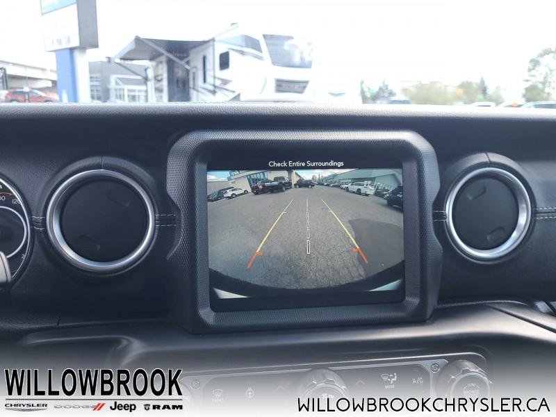 JEEP Wrangler Unlimited Sahara 1C4HJXEN1KW607344 151027