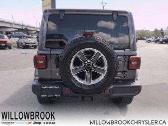 JEEP Wrangler Unlimited Sahara 1C4HJXEN1KW607344 151033